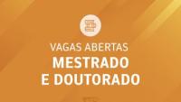Quadrado laranja com letras brancas informando "Vagas abertas - mestrado e doutorado"