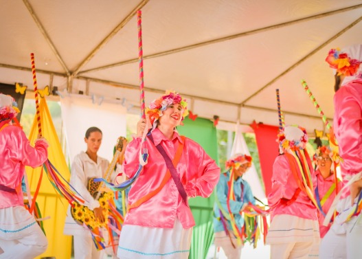 Apresentação de dança do Grupo Andora, projeto de extensão da Ufes