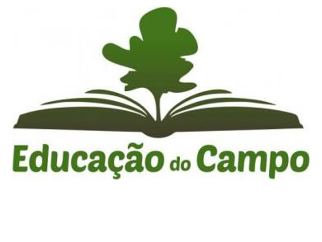 Logomarca do curso de Educação do Campo: um livro aberto com uma árvore crescendo no meio das páginas