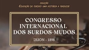 Imagem da capa do livro na qual aparecem dois livros antigos sobrepostos e uma chave, igualmente antiga, sobre os dois