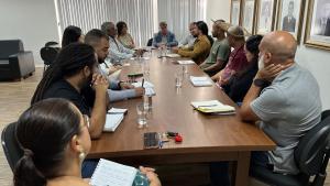 Reunião entre gestores da Ufes e lideranças indígenas